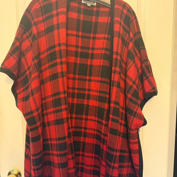 Red Checkered Shawl - Picture 1 of 2